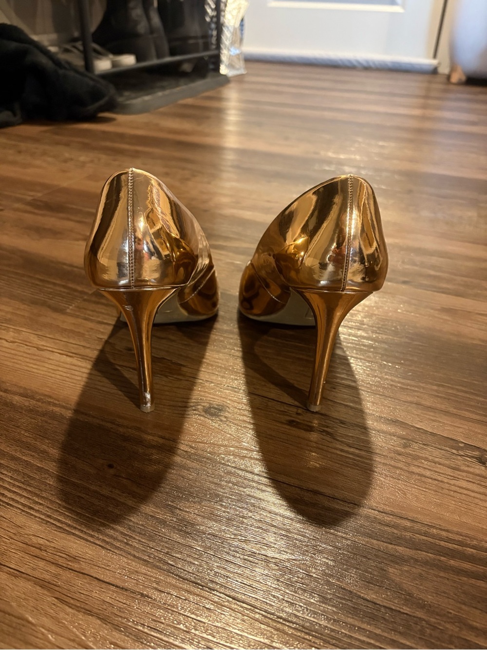 Christian Siriano Metallic Rose Gold Pointed Toe Stiletto Heels - Picture 3 of 4